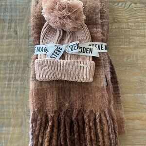 Steve Madden Blush Knit Beanie and Scarf Set